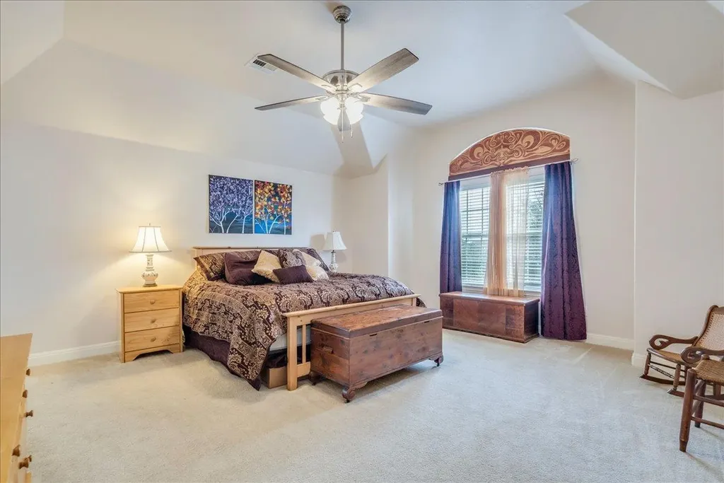 1077 Fairway Kyle TX 78640