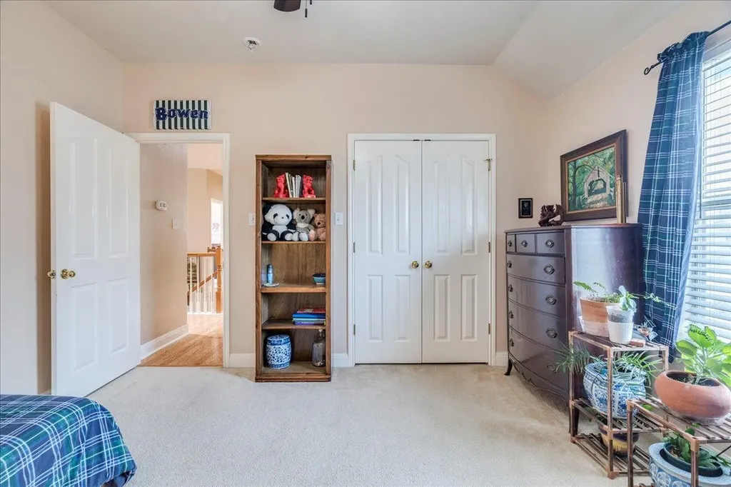 1077 Fairway Kyle TX 78640