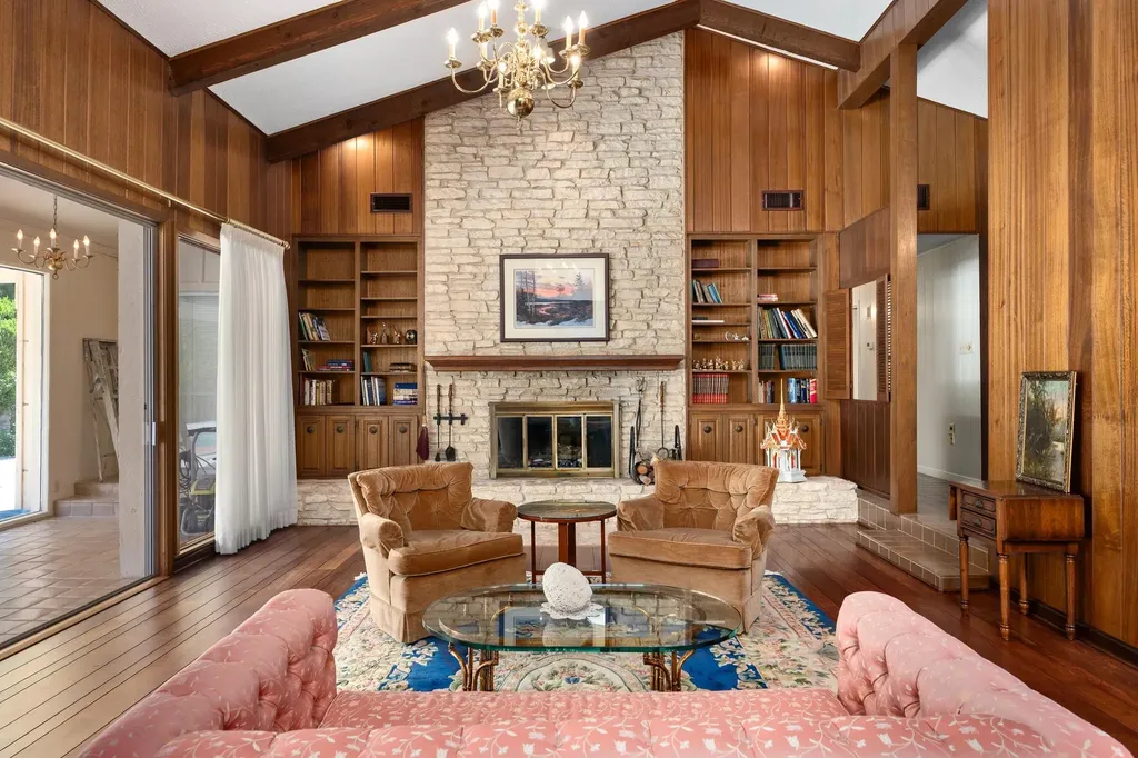 818 Sunfish Street Austin TX 78734