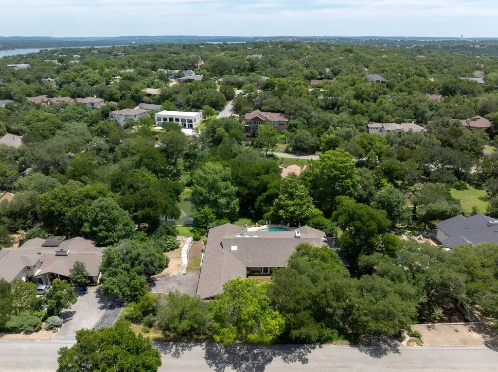 818 Sunfish Street Austin TX 78734