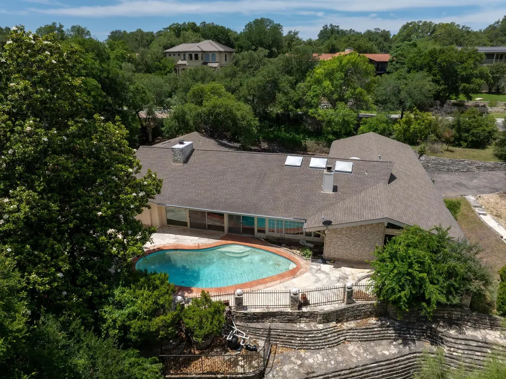 818 Sunfish Street Austin TX 78734