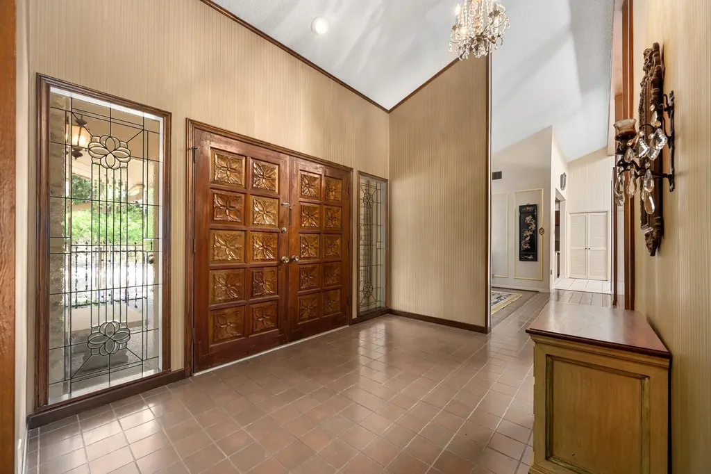 818 Sunfish Street Austin TX 78734