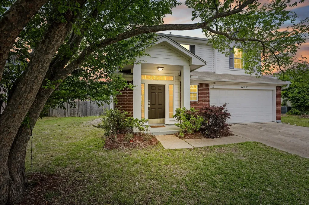 607 Sparkling Brook Lane Leander TX 78641