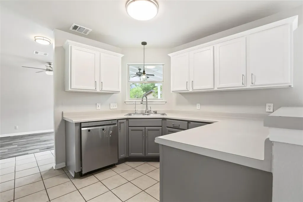 607 Sparkling Brook Lane Leander TX 78641