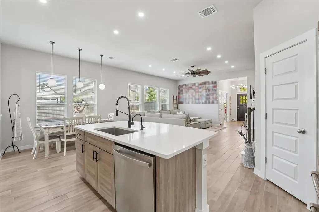 1108 Sweetspire Street Leander TX 78641