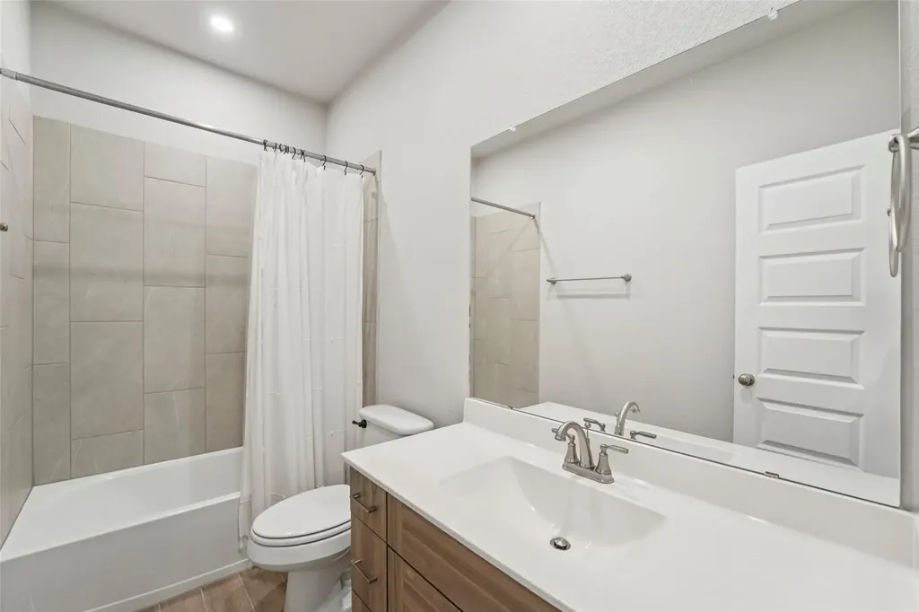 1108 Sweetspire Street Leander TX 78641