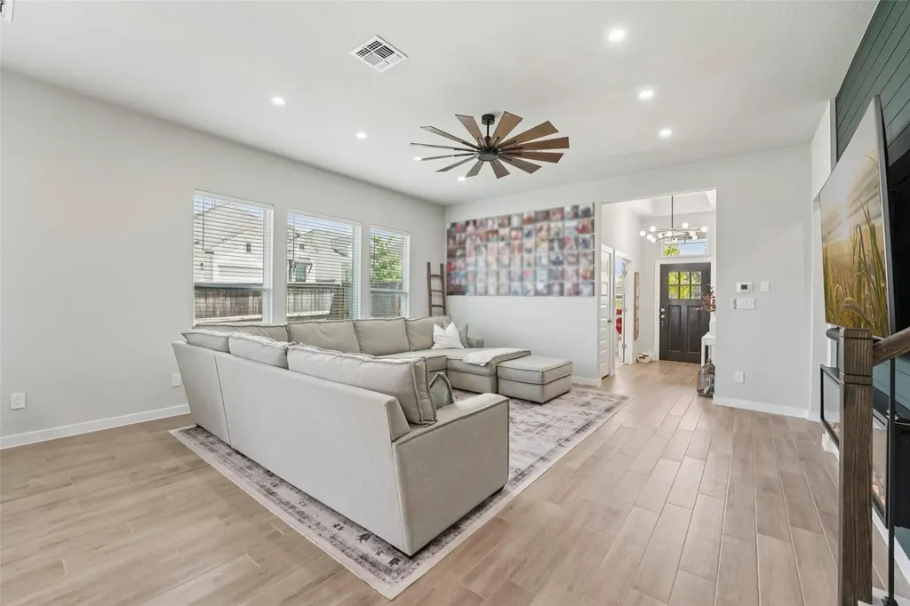 1108 Sweetspire Street Leander TX 78641