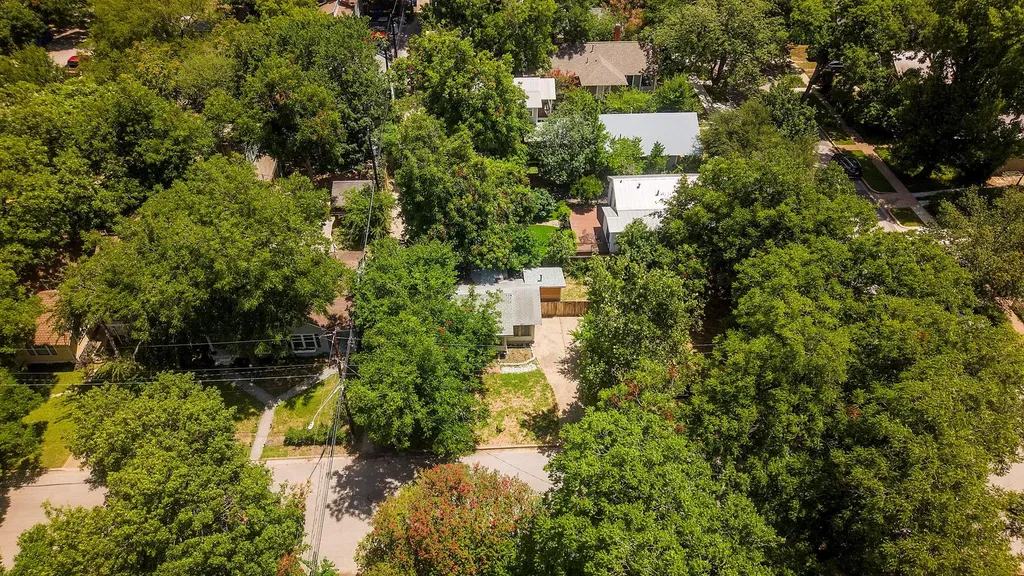 304 W 42nd Street Austin TX 78751