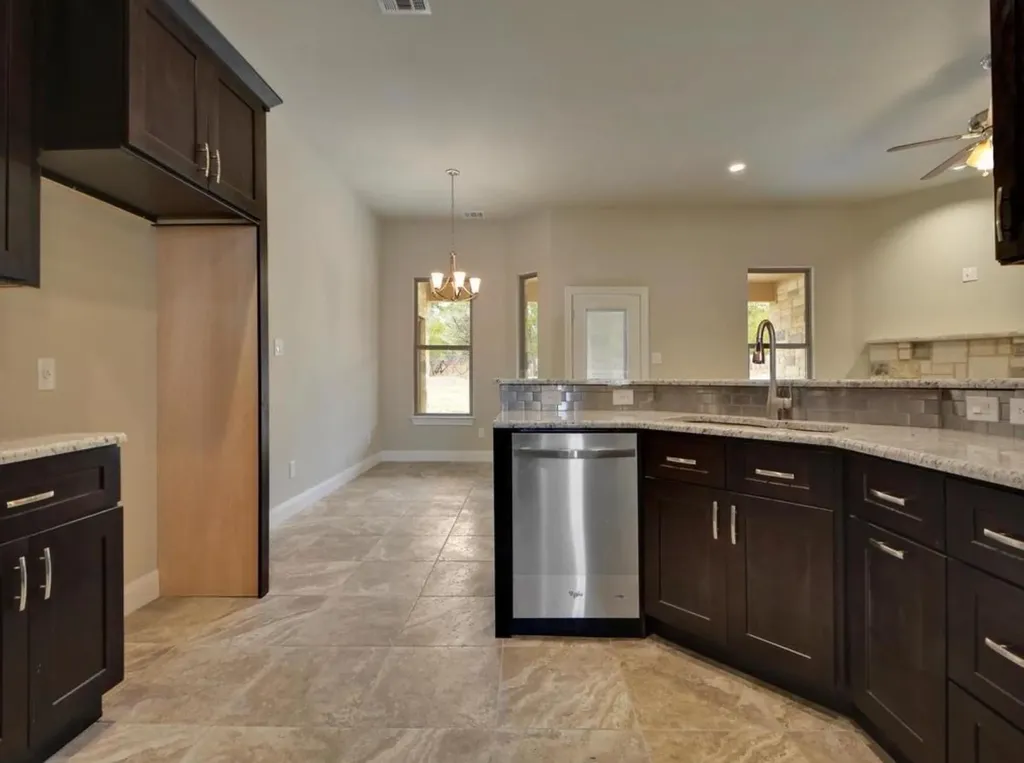 208 Venture Boulevard S Point Venture TX 78645