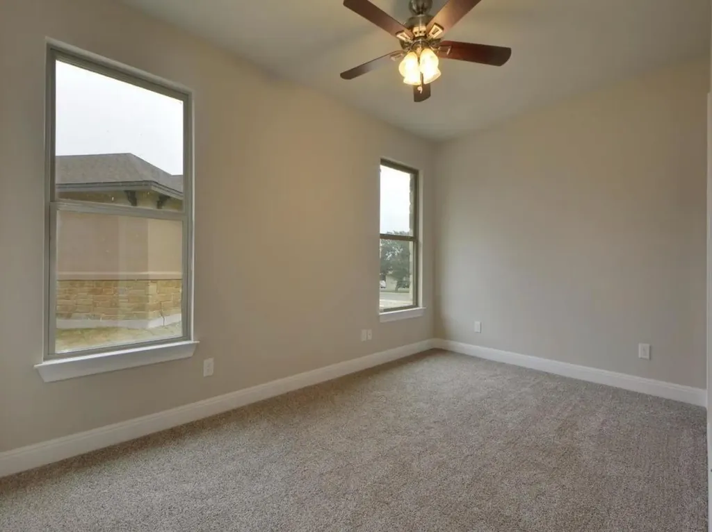 208 Venture Boulevard S Point Venture TX 78645