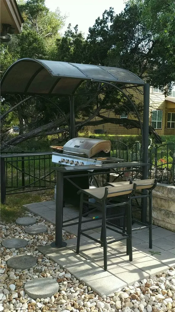 208 Venture Boulevard S Point Venture TX 78645