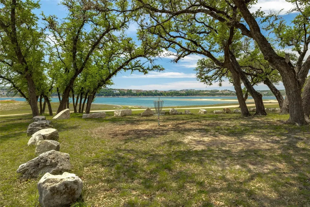 208 Venture Boulevard S Point Venture TX 78645
