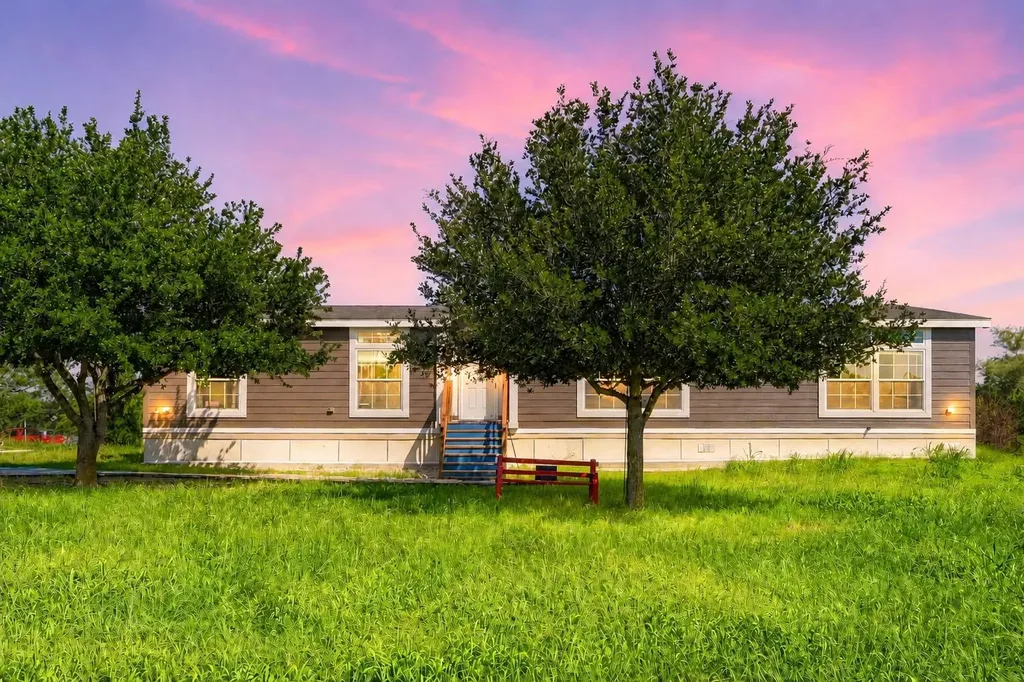 401 Graef Road Kyle TX 78640