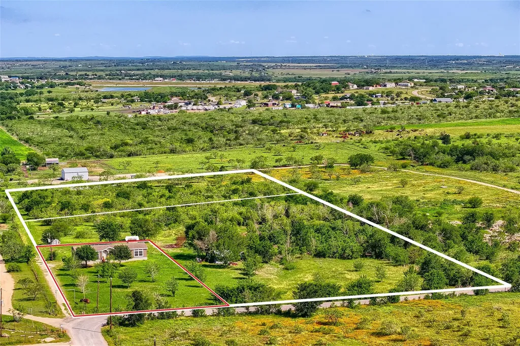 401 Graef Road Kyle TX 78640