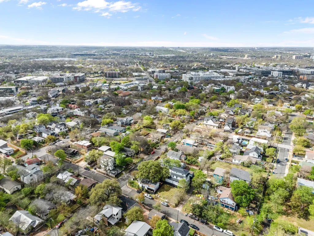 1004 Harvard Street Austin TX 78702
