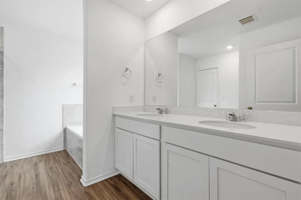 10508 Steinbeck Drive Austin TX 78747