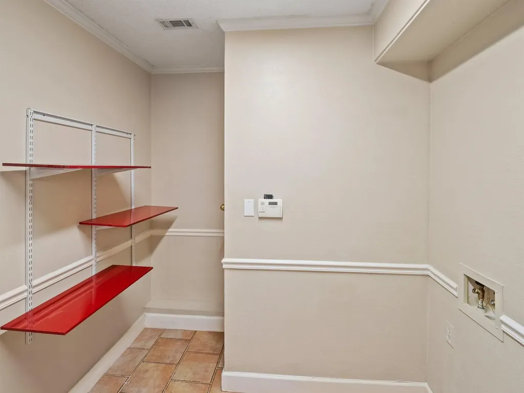 6109 Grass Hollow Austin TX 78750