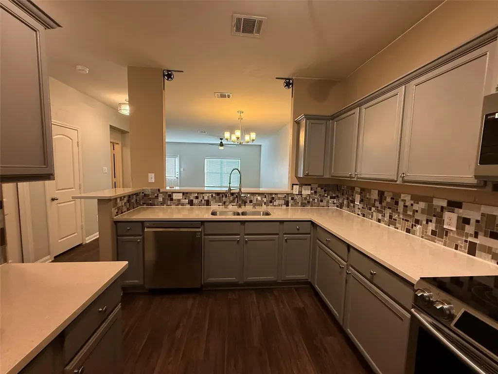 216 Continental Avenue Liberty Hill TX 78642