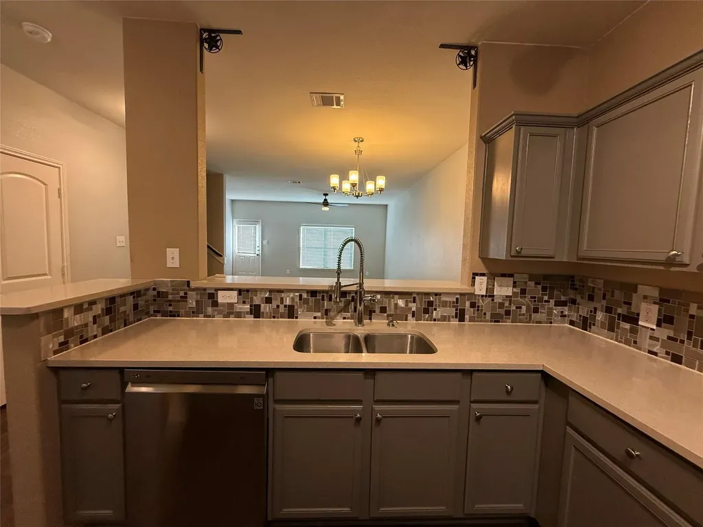 216 Continental Avenue Liberty Hill TX 78642