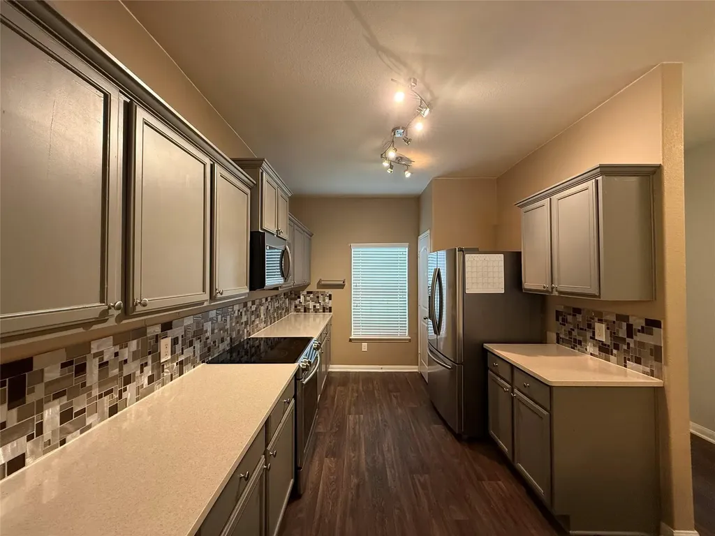 216 Continental Avenue Liberty Hill TX 78642