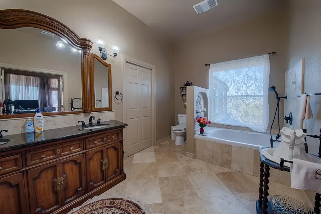 421 Chimney Cove Drive Marble Falls TX 78654