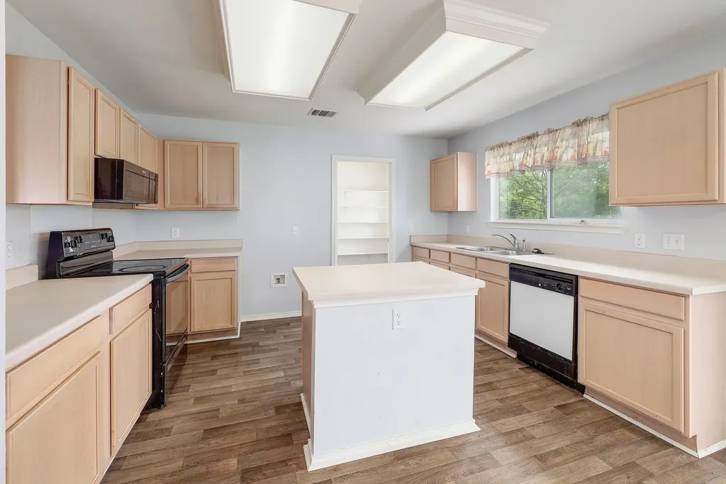 1621 Apollo Circle Round Rock TX 78664