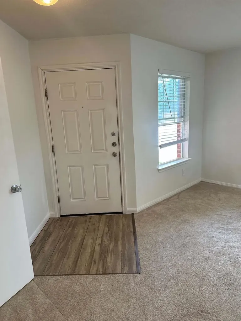 18312 Crestwind Lane Elgin TX 78621