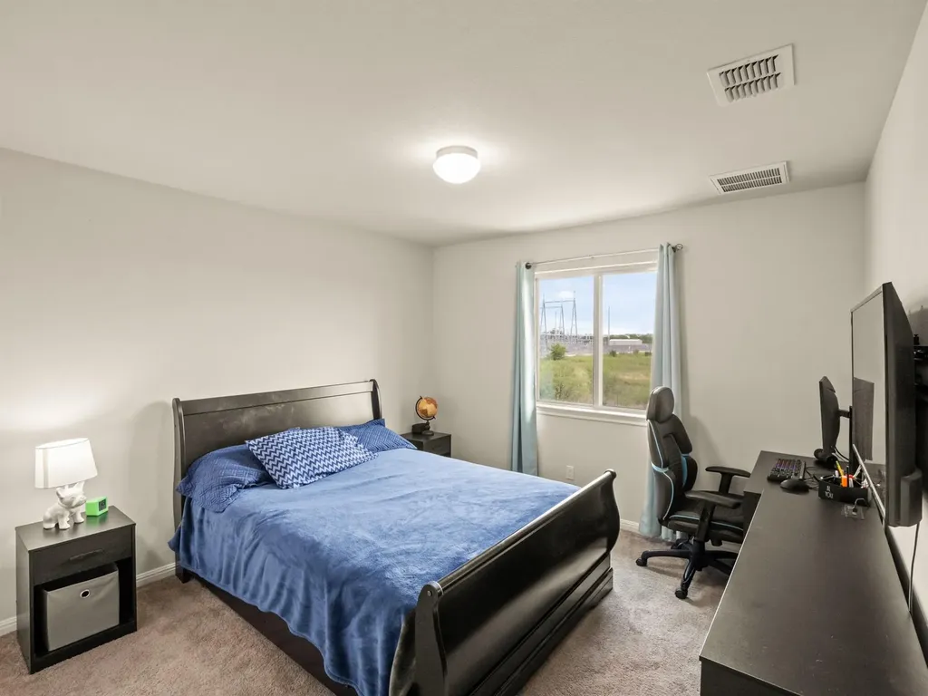 574 W Nautical Loop Kyle TX 78640