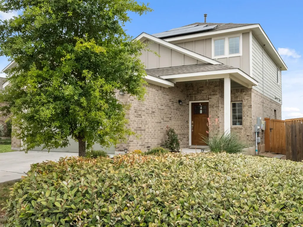 574 W Nautical Loop Kyle TX 78640