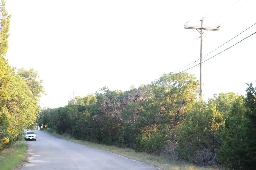 8008 Chestnut Cove Lago Vista TX 78645