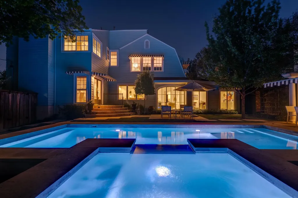 2428 Jarratt Avenue Austin TX 78703