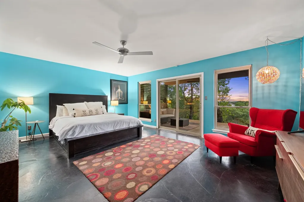6305 Plum Hollow Overlook Austin TX 78746