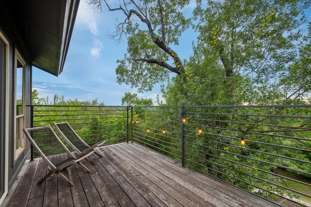 6305 Plum Hollow Overlook Austin TX 78746