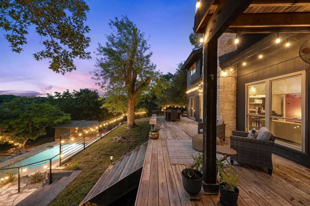 6305 Plum Hollow Overlook Austin TX 78746