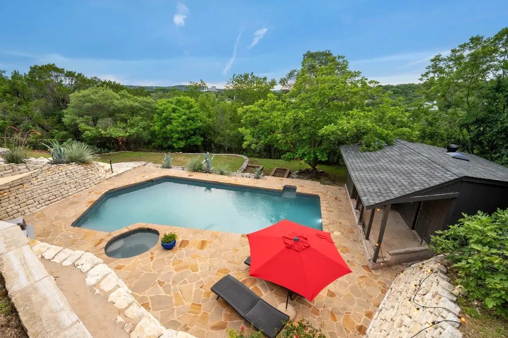6305 Plum Hollow Overlook Austin TX 78746