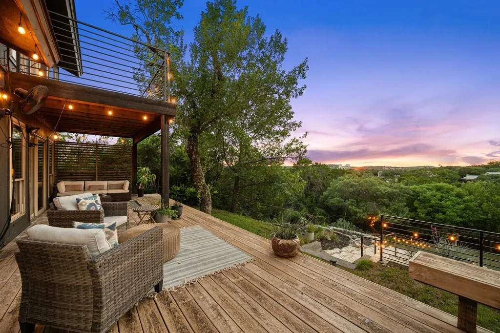 6305 Plum Hollow Overlook Austin TX 78746