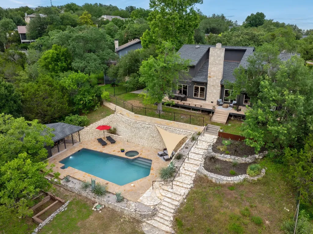 6305 Plum Hollow Overlook Austin TX 78746