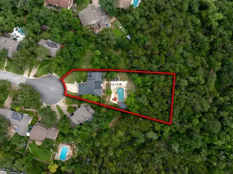 6305 Plum Hollow Overlook Austin TX 78746