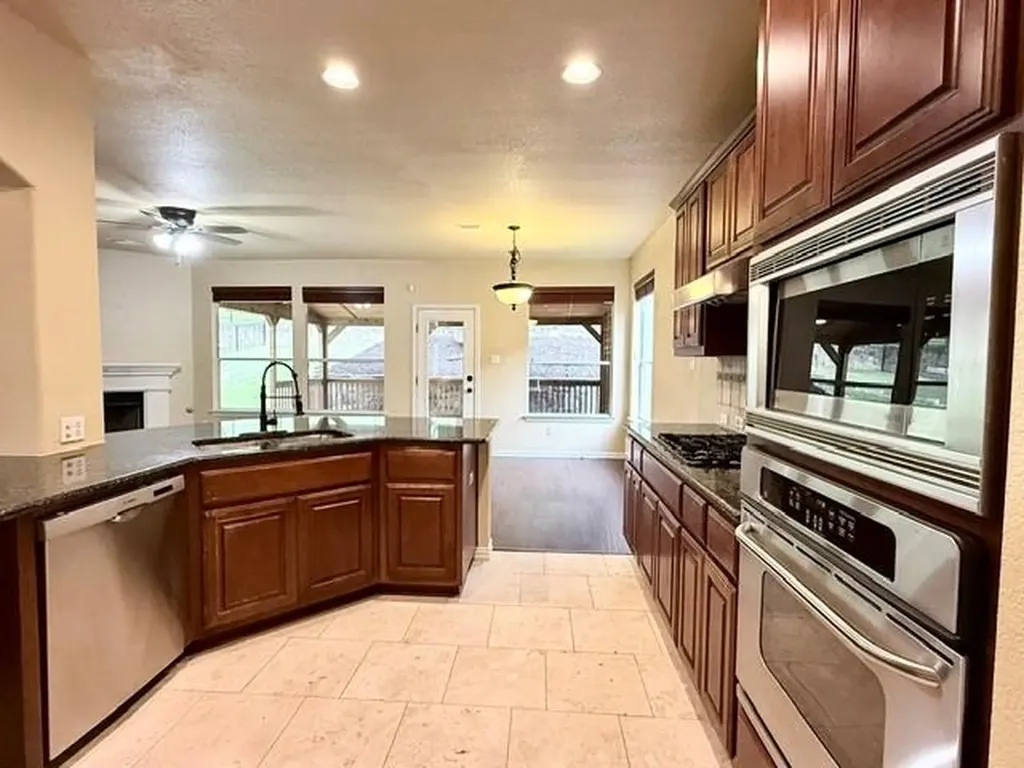 34 Cypress Knee Lane Austin TX 78734