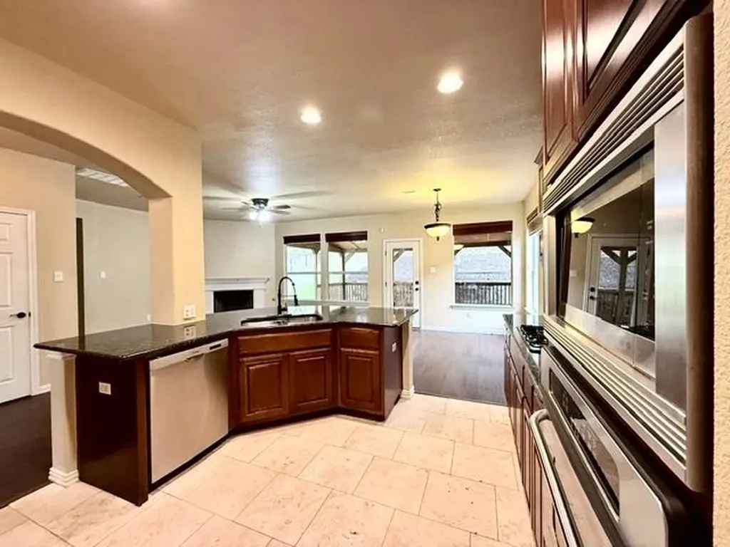 34 Cypress Knee Lane Austin TX 78734