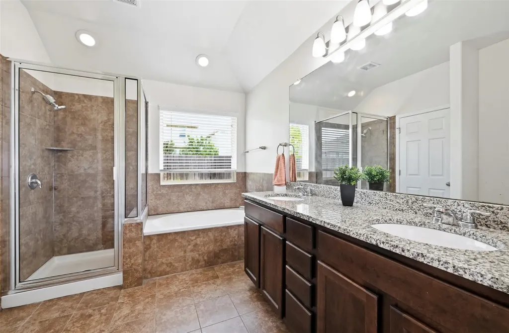 303 Limerick Road Buda TX 78610