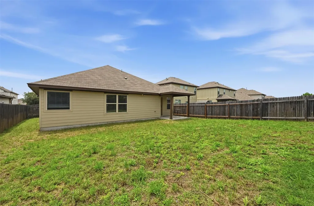 303 Limerick Road Buda TX 78610