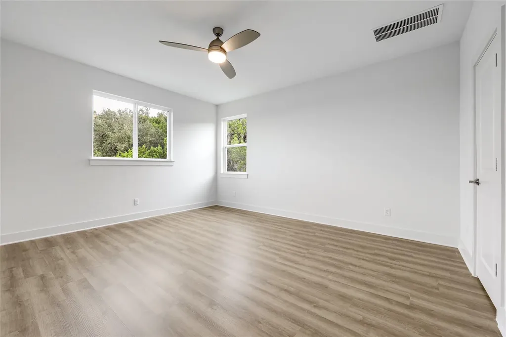 20110 Lee Lane Lago Vista TX 78645