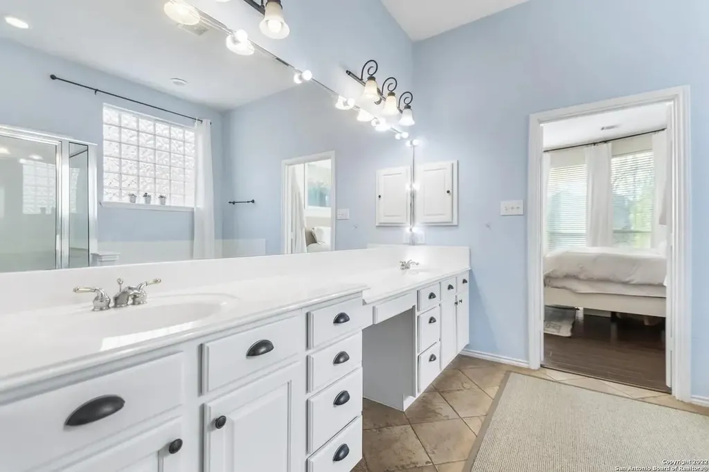 246 Gazelle Leap San Antonio TX 78258