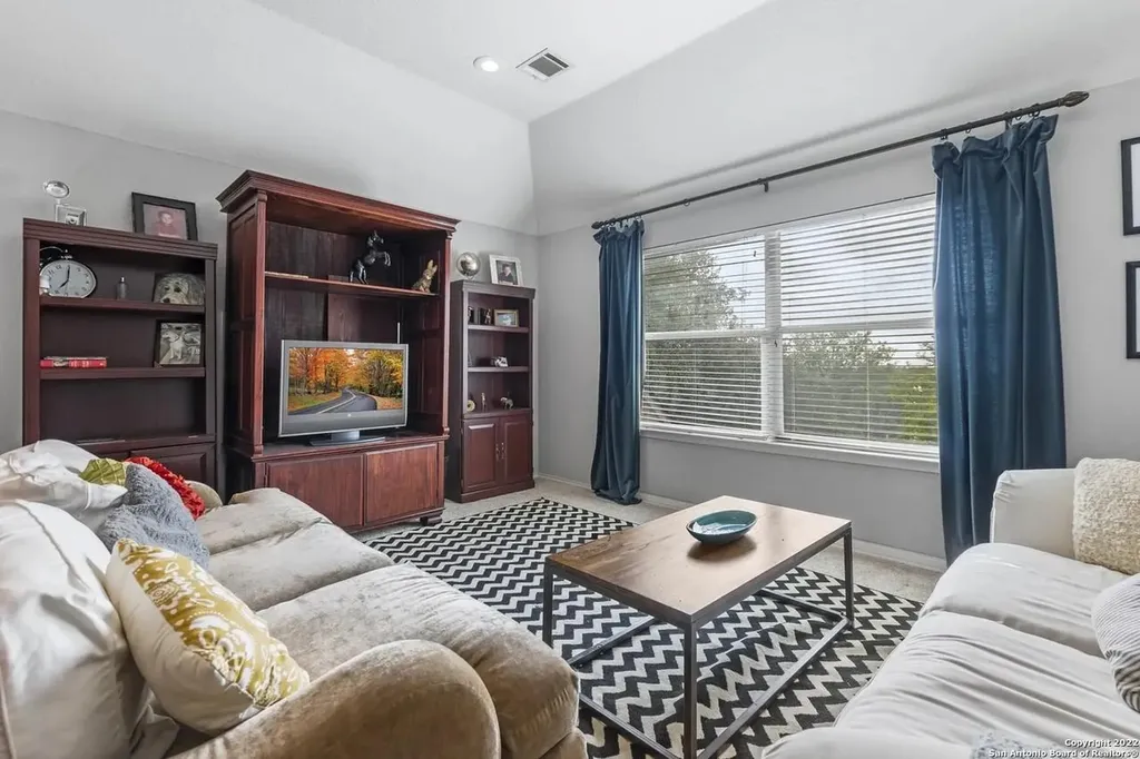 246 Gazelle Leap San Antonio TX 78258