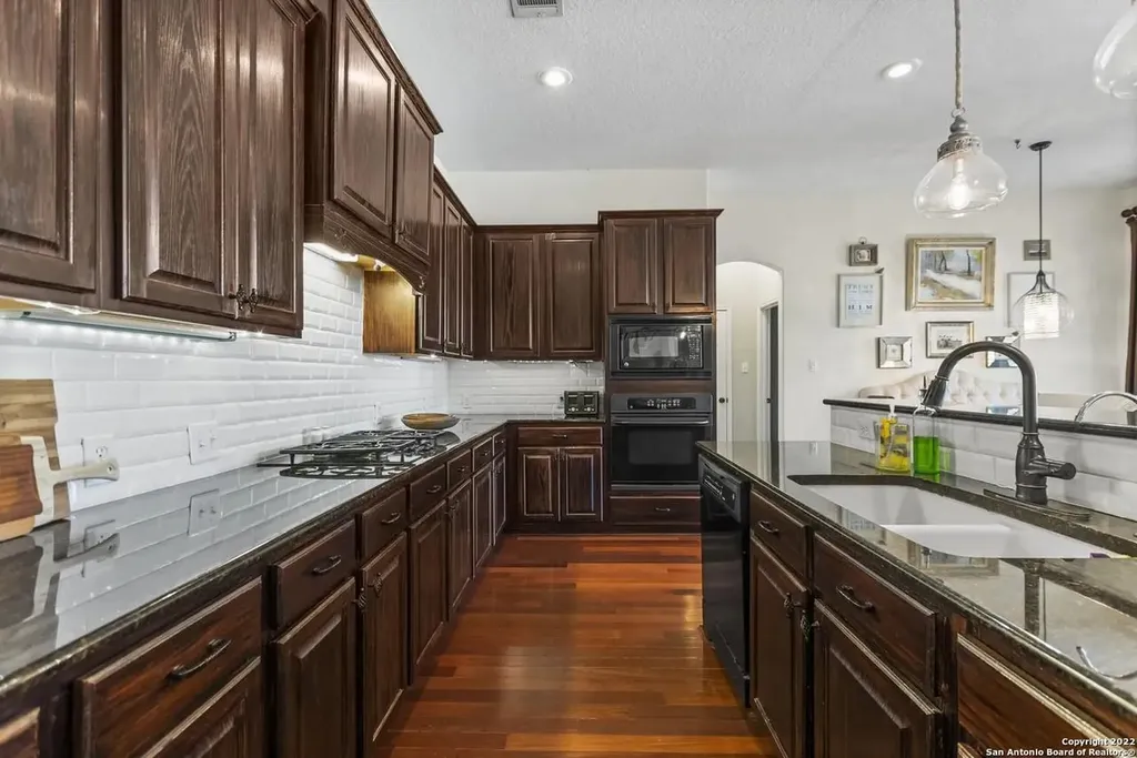 246 Gazelle Leap San Antonio TX 78258