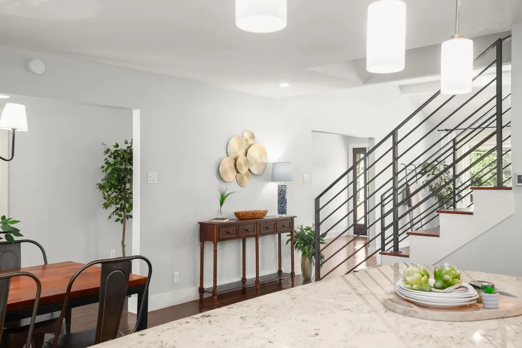 5604 Penick Drive Austin TX 78741