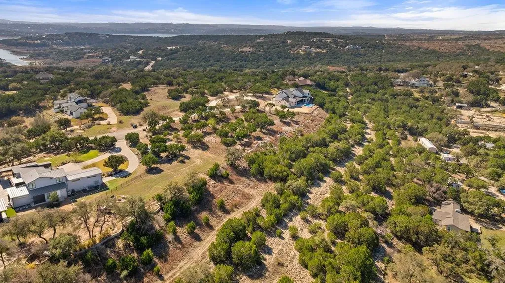 10 Thurman Bluff Drive Spicewood TX 78669