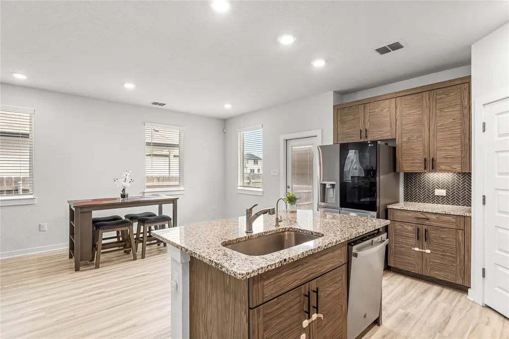 221 Banff Drive Kyle TX 78640