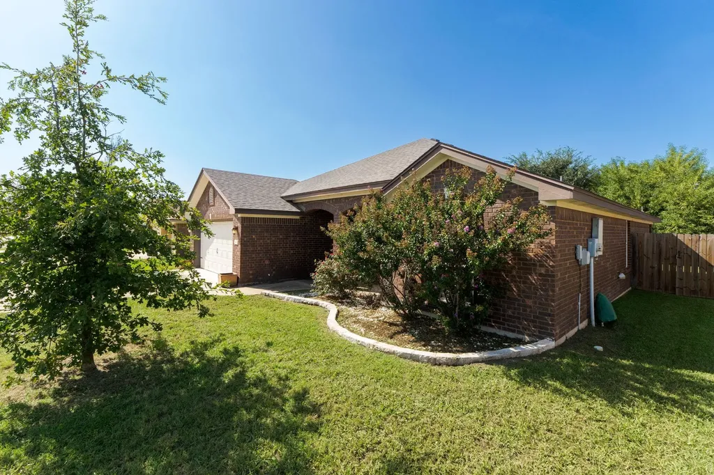 3911 Salt Fork Drive Killeen TX 76549